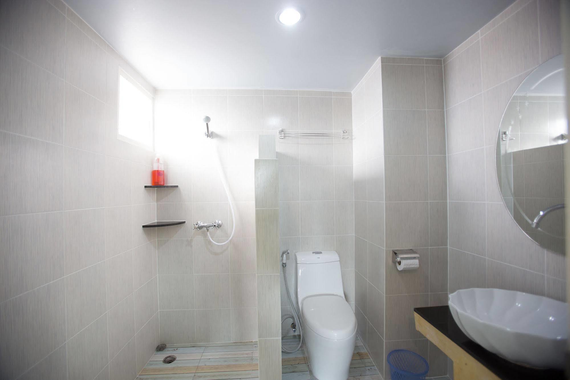 Dozy Lamoon House Hotel Chiang Mai Luaran gambar